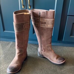 UGG Brown Knee-High Women's Boots size 8